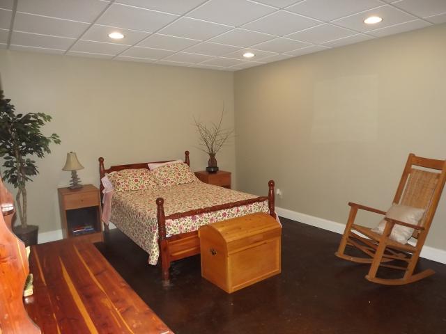 708MillStoneWayBR2-DSCF3339